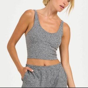 Vuori halo performance crop